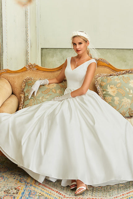 Robe Asymétrique Satinée Épurée - gallery 4