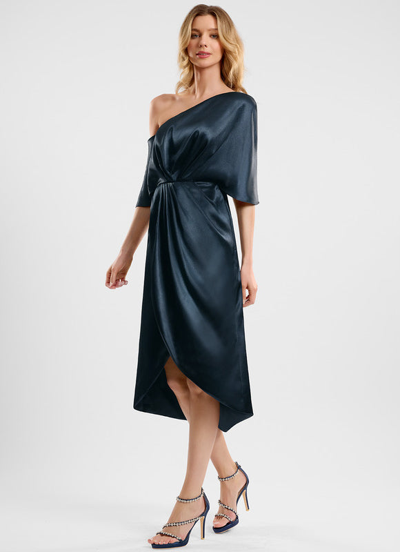 Robe Noire Epaule Asymétrique - gallery 3