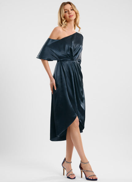 Robe Noire Epaule Asymétrique
