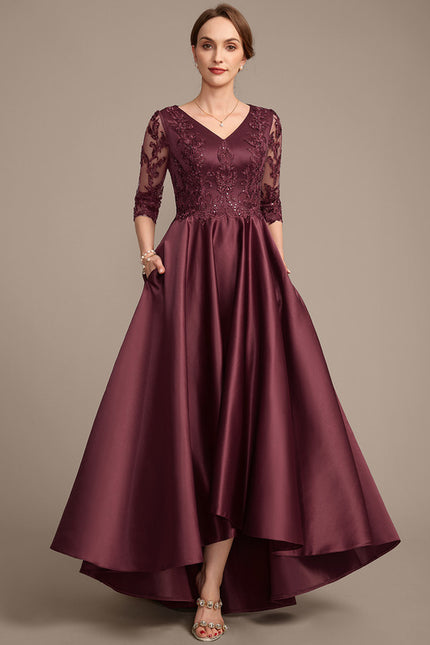 Robe Asymétrique Satinée Bordeaux Élégante