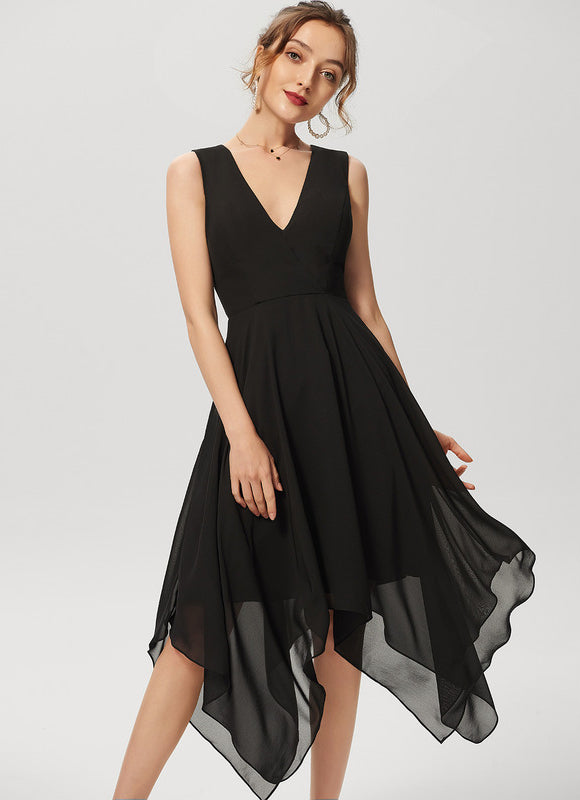 Robe Courte Asymétrique Coupe Trapèze À Volants