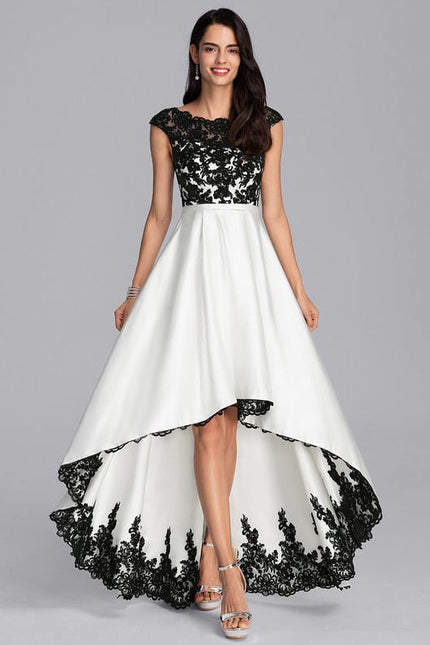 Robe Cache Coeur Asymétrique