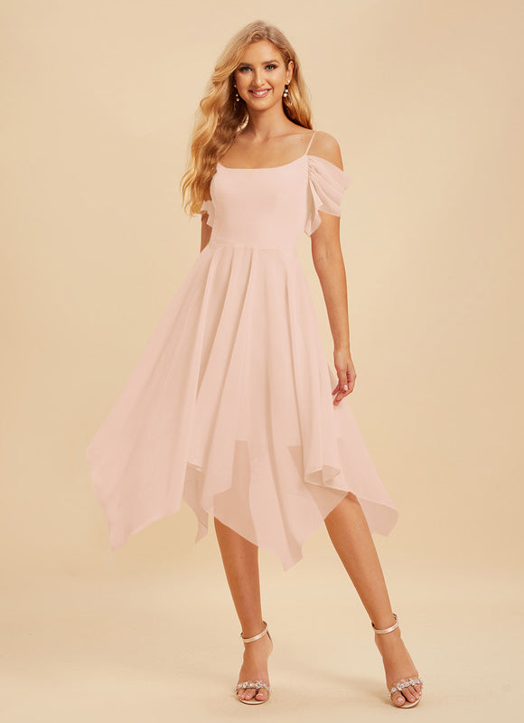Robe Asymétrique Col Carré Aérienne