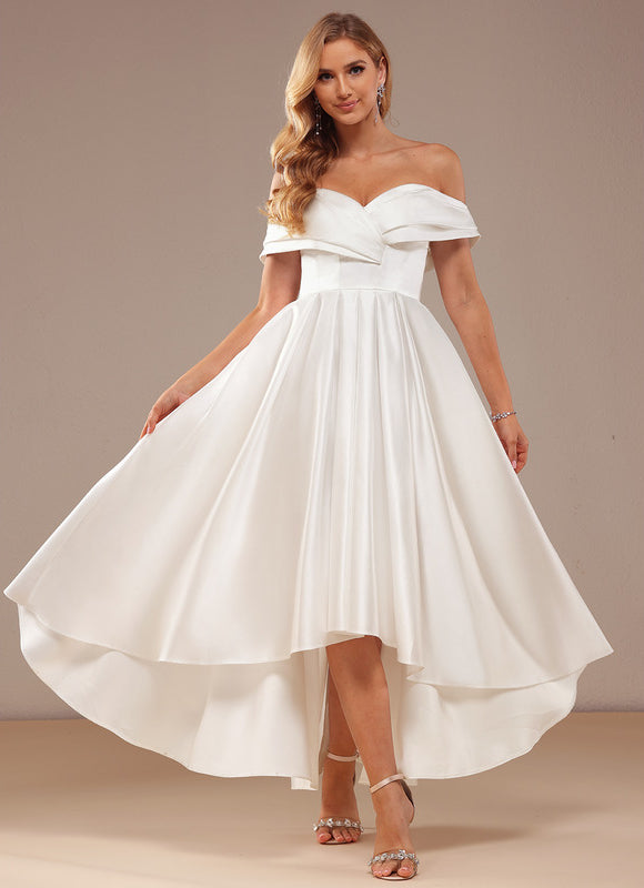 Robe Asymétrique Satinée Moderne